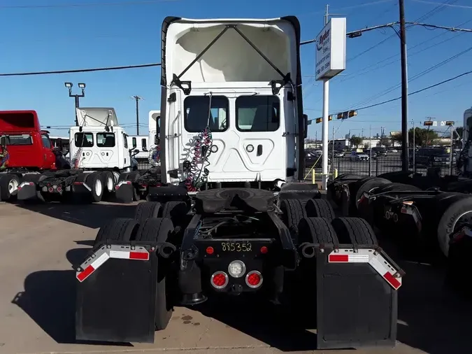 2020 FREIGHTLINER/MERCEDES CASCADIA 125