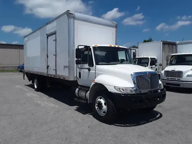 2019 NAVISTAR INTERNATIONAL 4300