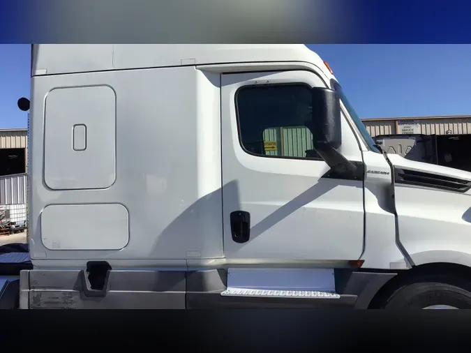 2020 Freightliner Cascadia