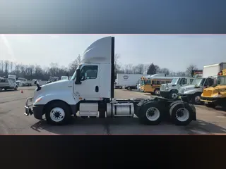 2021 International LT625
