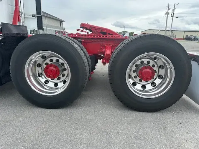 2020 VOLVO VNL64T860