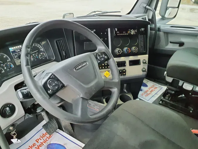 2019 FREIGHTLINER/MERCEDES NEW CASCADIA PX12664