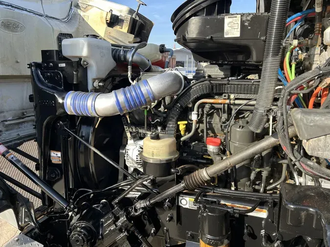 2020 Peterbilt 567