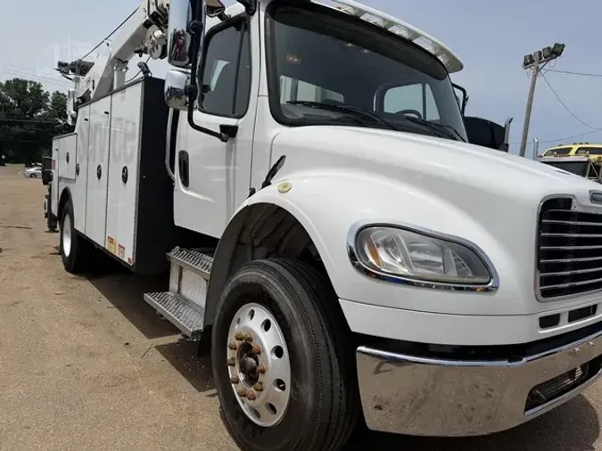 2016 FREIGHTLINER BUSINESS CLASS M2 106