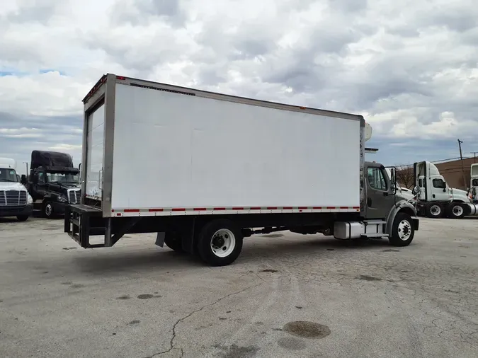 2019 FREIGHTLINER/MERCEDES M2 106