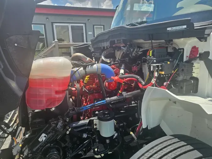 2019 NAVISTAR INTERNATIONAL 4300
