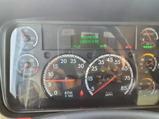 2019 FREIGHTLINER M2 106