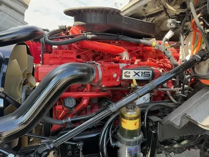 2018 International LT625