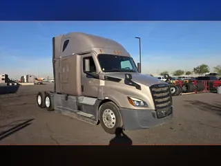 2023 Freightliner Cascadia 126