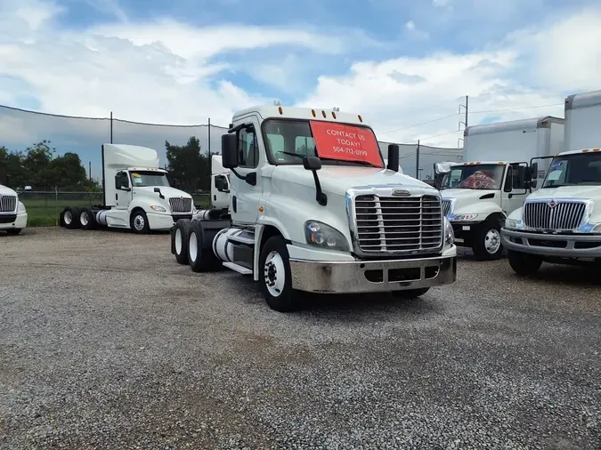 2018 FREIGHTLINER CASCADIA 125