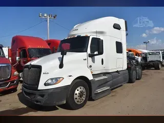 2021 INTERNATIONAL LT