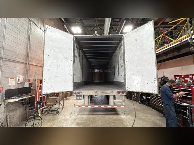 2015 Hyundai VC2530152-JS