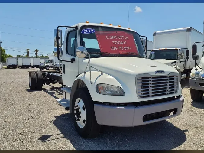 2019 FREIGHTLINER M2 106
