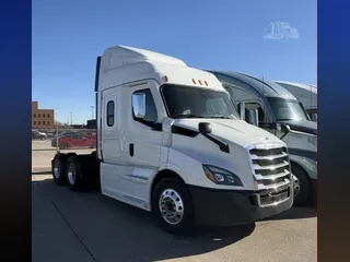 2022 FREIGHTLINER CASCADIA 116