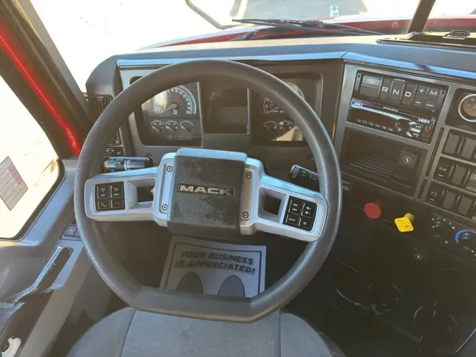 2019 MACK ANTHEMb8761a2423a7f98b2ffe0b0d7a49e259