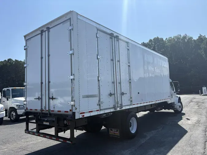 2021 Freightliner Business Class M2 106