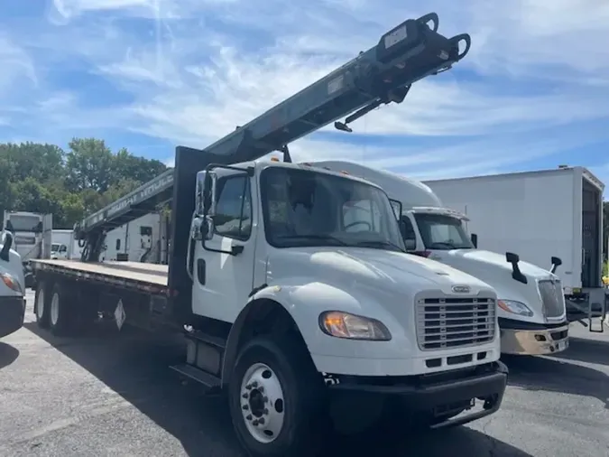 2018 FREIGHTLINER M2 106