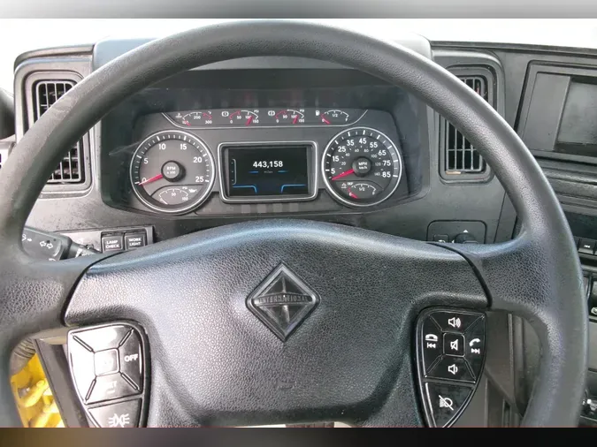 2023 International LT625