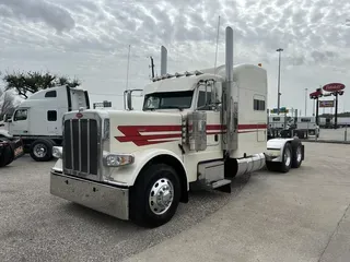 2023 Peterbilt 389