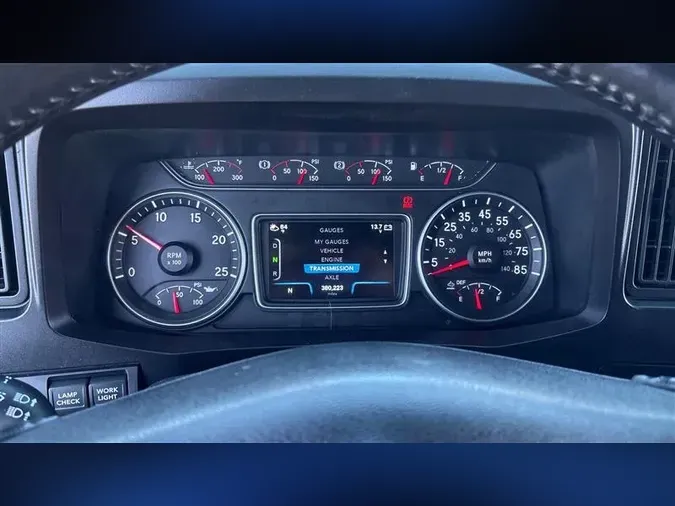 2022 INTERNATIONAL LT