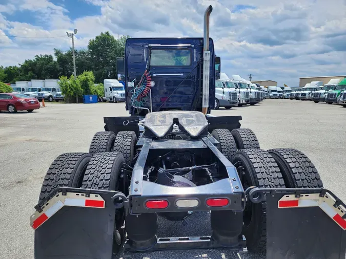 2018 VOLVO VNL64TRACTOR