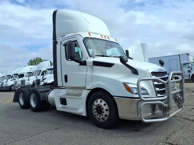 2020 FREIGHTLINER NEW CASCADIA PX12664