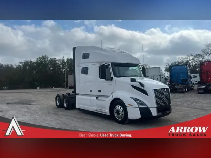 2021 VOLVO VNL64T760