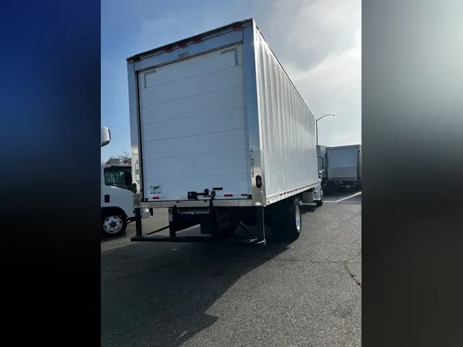 2020 FREIGHTLINER/MERCEDES M2 106