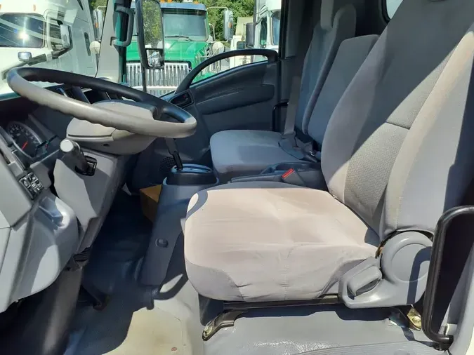2019 ISUZU NRR