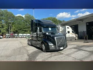 2023 Volvo VNL860