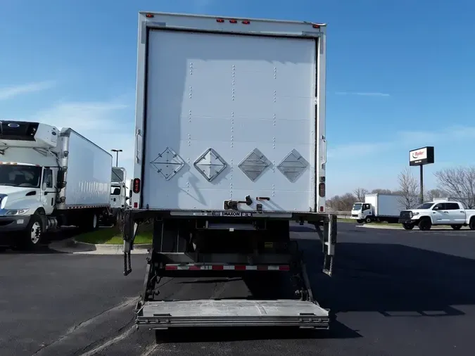 2019 FREIGHTLINER/MERCEDES M2 106