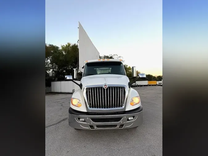 2019 International LT625