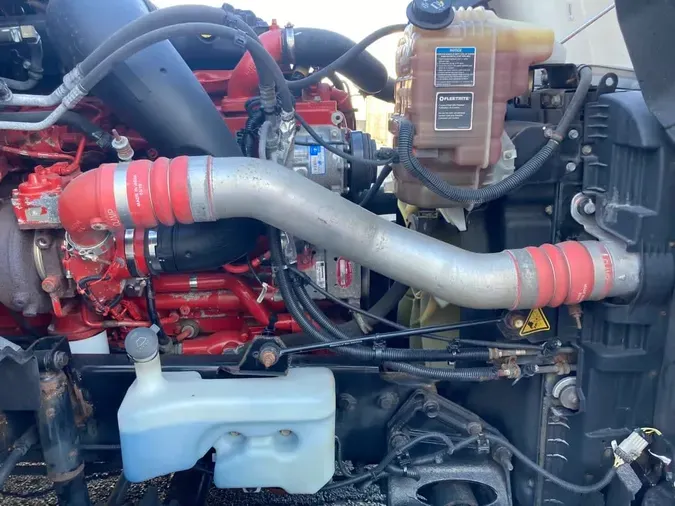 2020 NAVISTAR INTERNATIONAL LT625 DAYCAB T/A