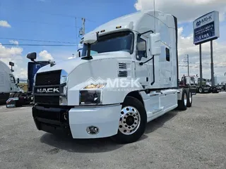 2023 MACK AN64T
