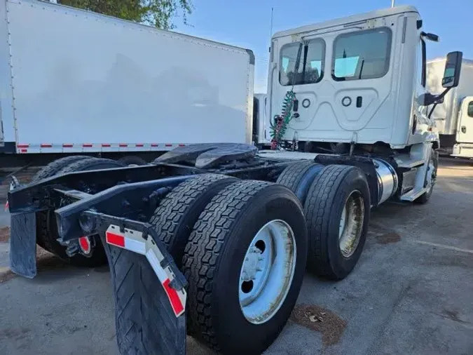 2018 FREIGHTLINER/MERCEDES CASCADIA 125