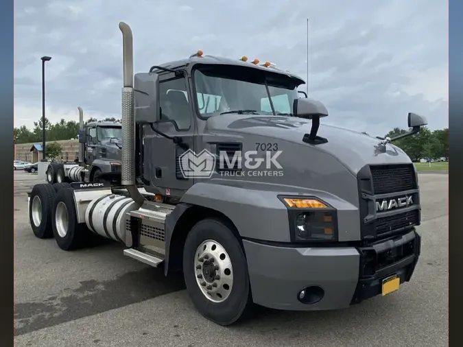 2019 MACK ANTHEM AN64Tb89553e2ec3eb6beec4cd543aa9bbe94