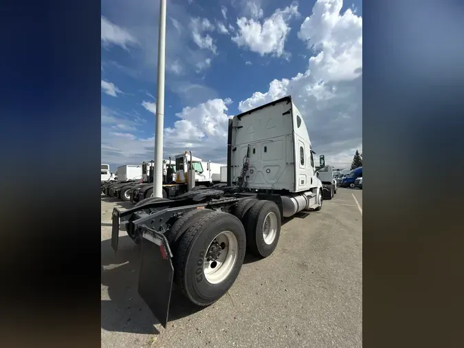 2020 FREIGHTLINER/MERCEDES NEW CASCADIA PX12664