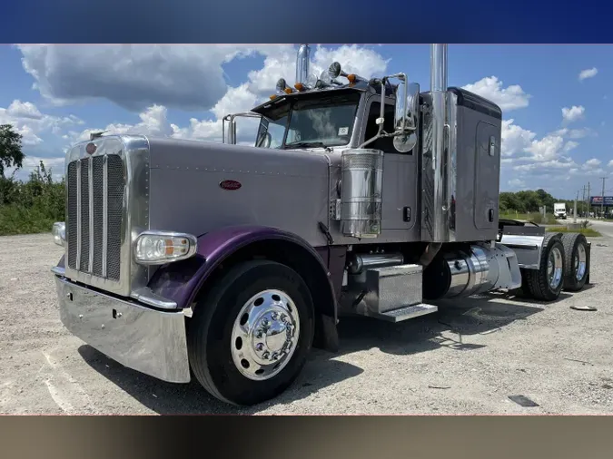 2019 Peterbilt 389