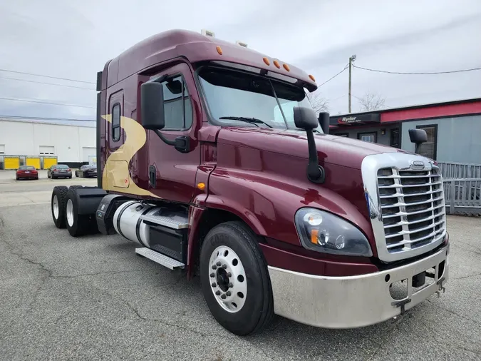 2019 FREIGHTLINER/MERCEDES CASCADIA 125