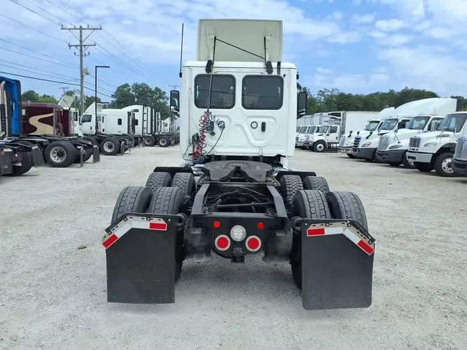 2019 FREIGHTLINER NEW CASCADIA PX12664