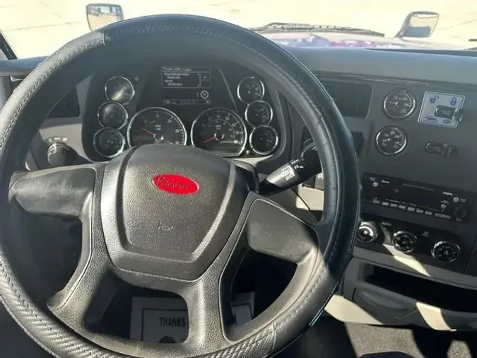 2022 Peterbilt 579