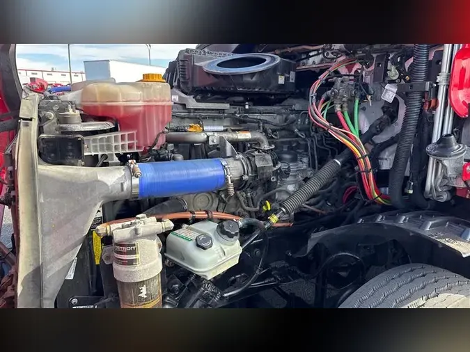 2019 FREIGHTLINER CASCADEVO1