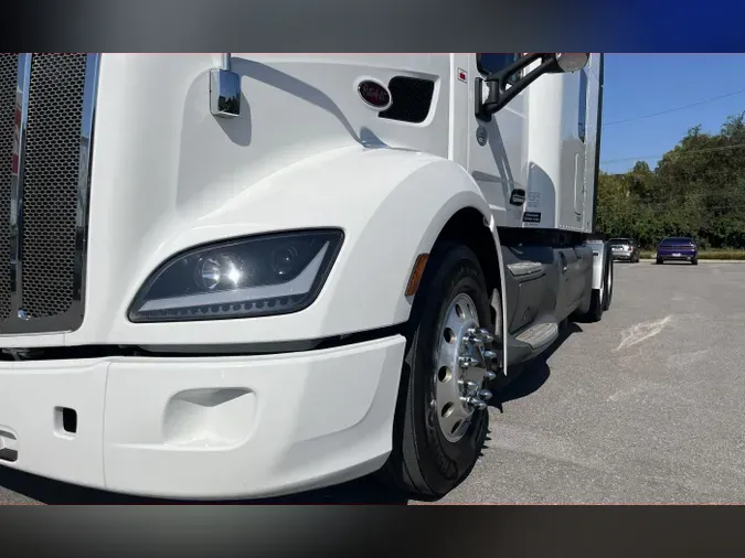 2020 Peterbilt 579