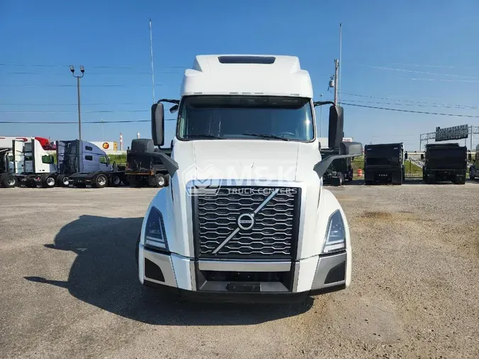 2022 VOLVO VNL64T860