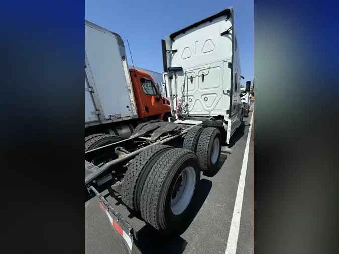 2019 FREIGHTLINER/MERCEDES CASCADIA 125