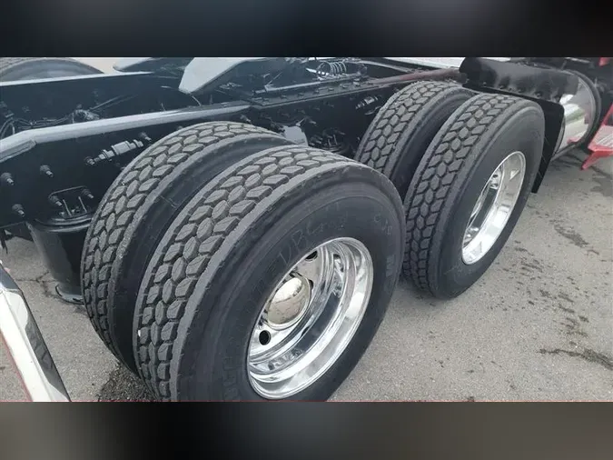 2020 FREIGHTLINER CASCADIA