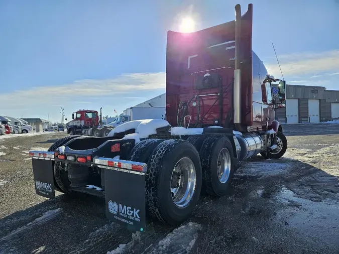 2020 VOLVO VNR64T640