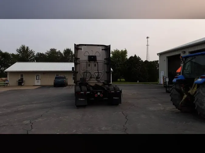 2020 Freightliner Cascadia