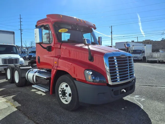 2018 FREIGHTLINER/MERCEDES CASCADIA 125