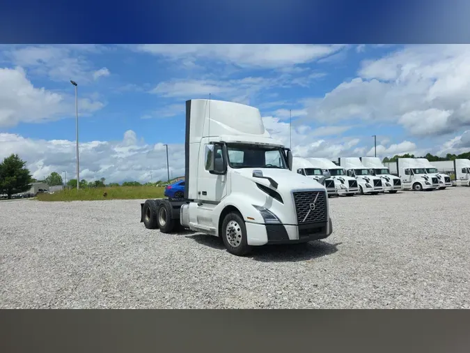 2018 Volvo VNL300b8b4efb266f13c91ba35a8d7695b274b